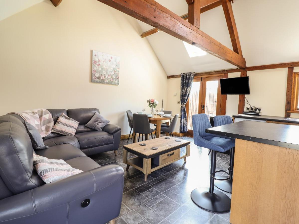 Ysgubor Fachwen Villa Newtown  Luaran gambar
